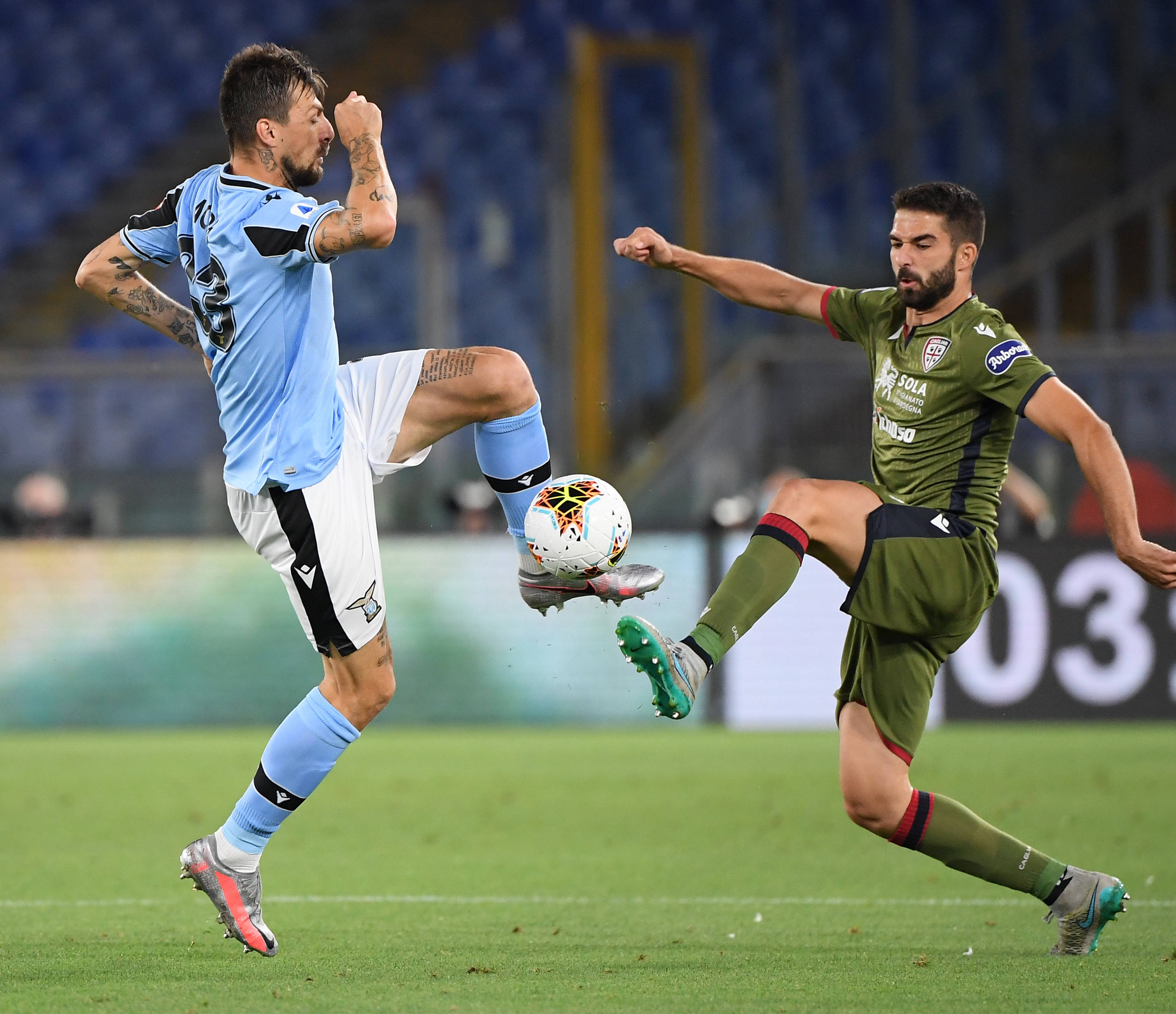 多次夺得英 多次夺得英