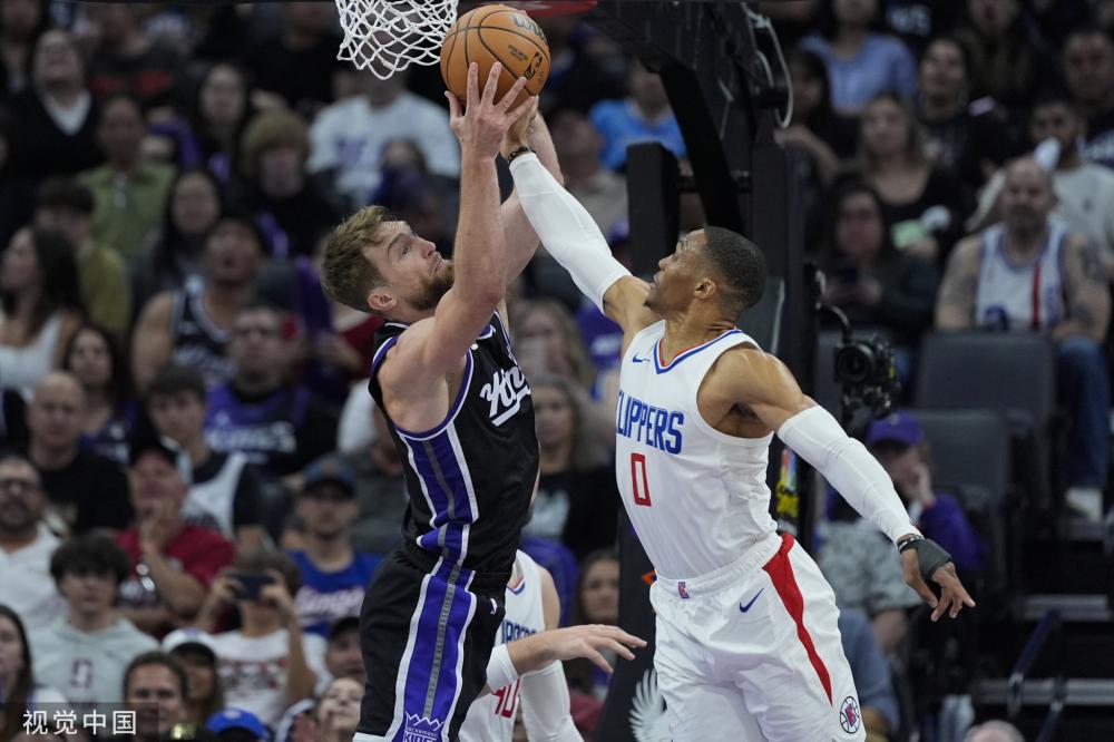 在这个赛场 在这个赛场