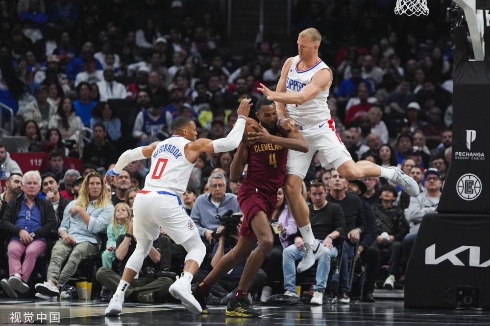 他展现了领 他展现了领