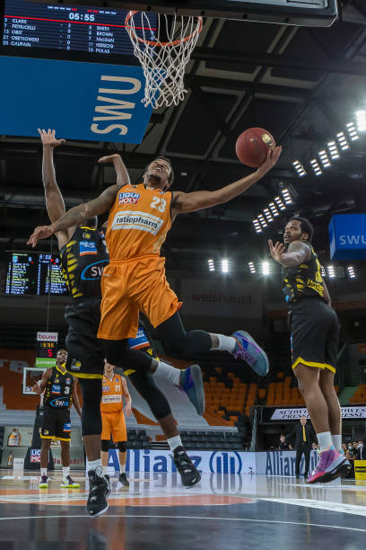 可谓是扣人 可谓是扣人